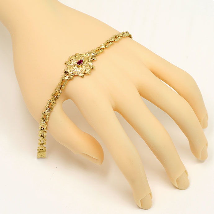 Foto 4 - Antikes Armband, floral mit rotem Stein in 18K Gelbgold, R9804